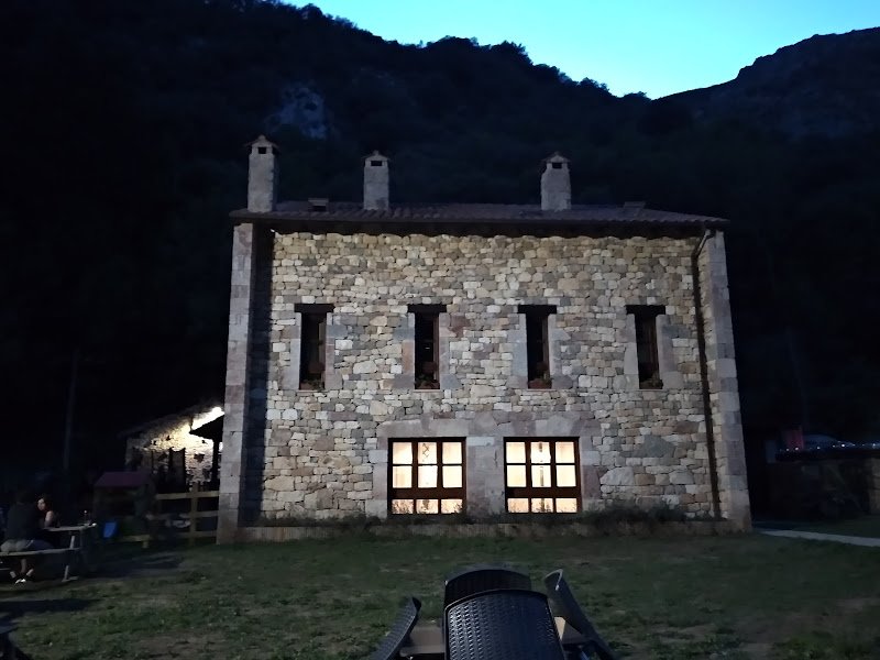 Albergue Cabrales - ()