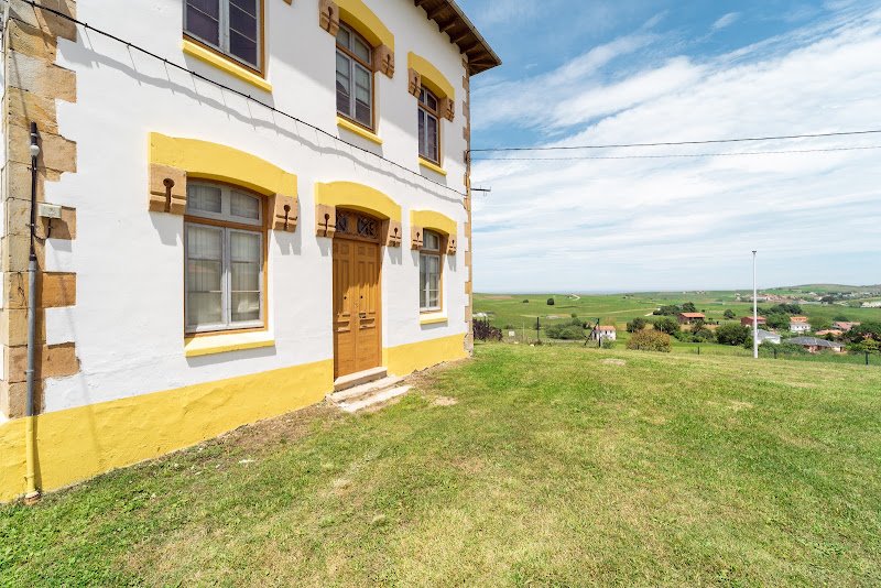 Albergue de Cóbreces - ()