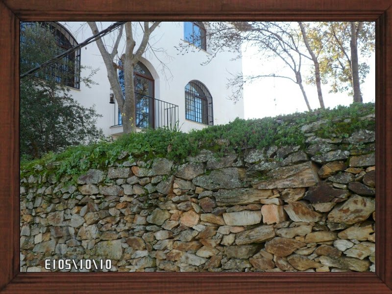 Albergue y Alojamiento en Monfragüe. Centro de Educación Ambiental La Dehesa - ()