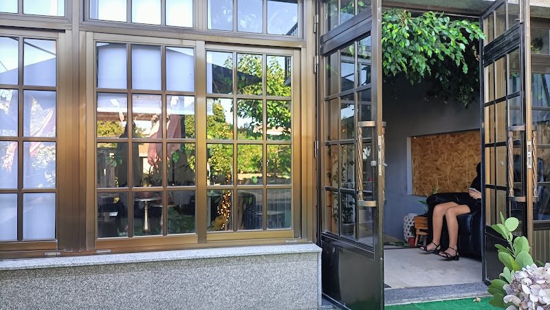 ALTE FRANKFURT S.L - ()