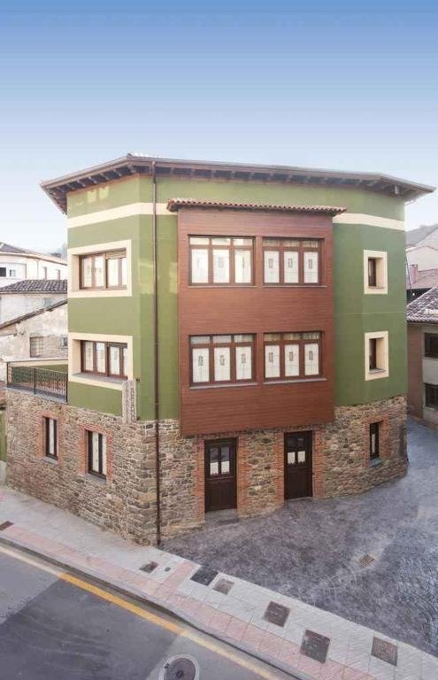 Apartamentos El Aramo - ()