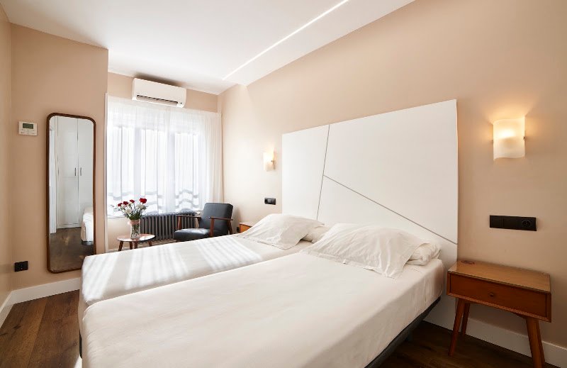Apartamentos GoodNight by Dos Infantas Zenit - ()