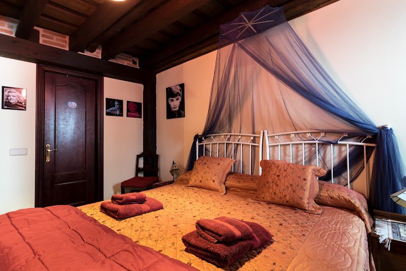 Apartamentos Gredos - ()