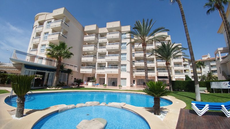 Aparthotel La Colina Beach - ()