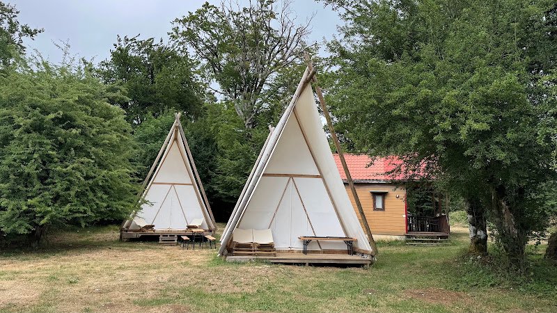 camping urbasa - ()