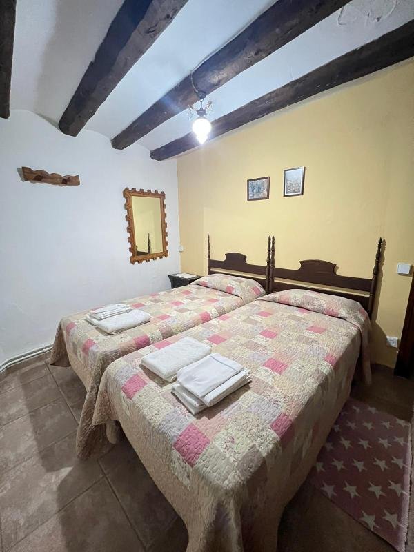 Casa Baró - Turismo rural en el Pirineo de Lérida - ()