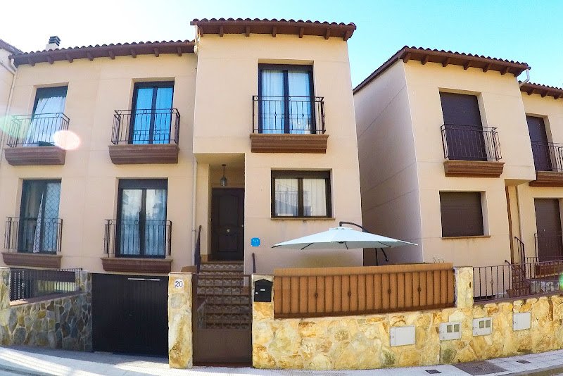 Casa en el Valle del Tiétar - ()