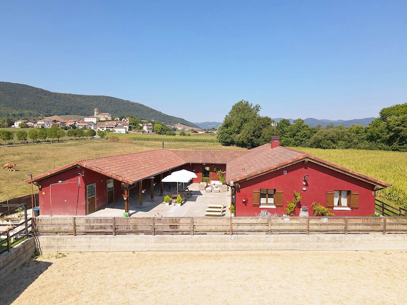 Casa Orgi, vivienda turística en Ultzama, Navarra - ()