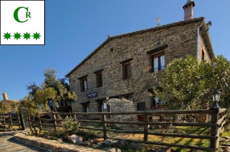 Casa rural Al-Mofrag y apartamentos el Mirador de Monfragüe - ()