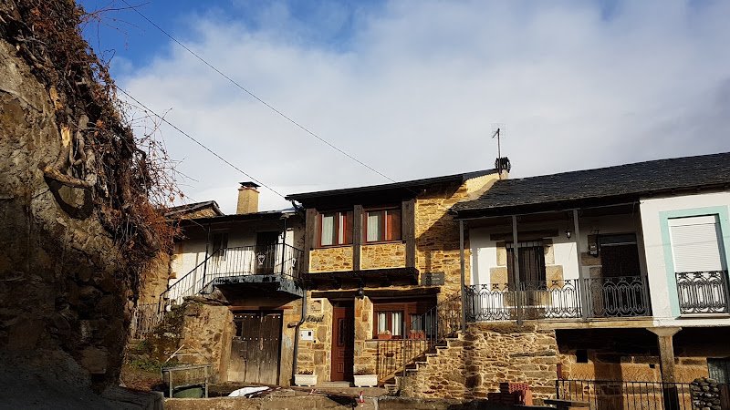Casa Rural "El Nogal" (Casas Rurales Dos Infantas) - ()