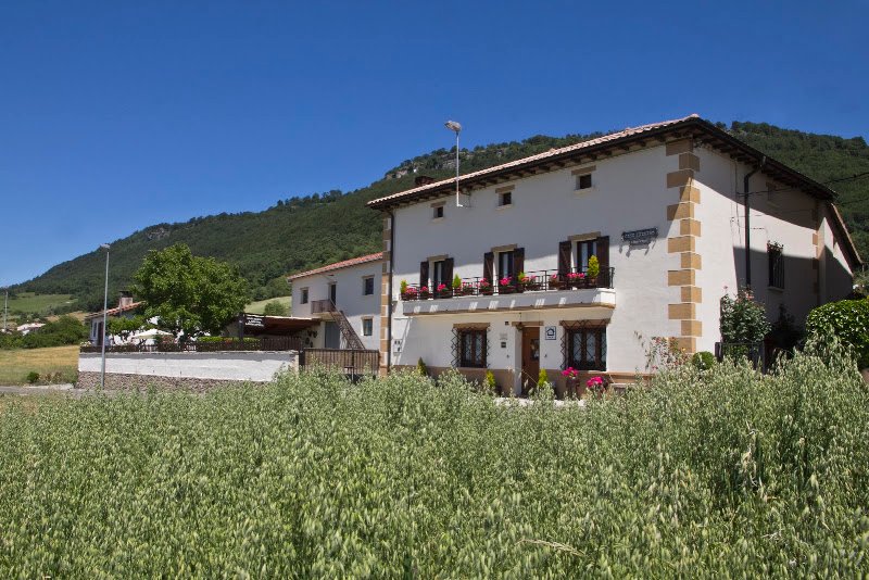 Casa Rural Lazkano en Parque Natural Urbasa - ()