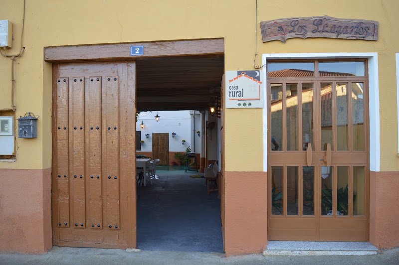 CASA RURAL Los Lláganos - ()
