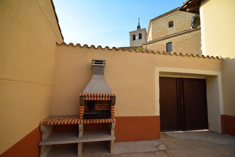 Casa Rural Valoria la Buena - La Plaza - - ()