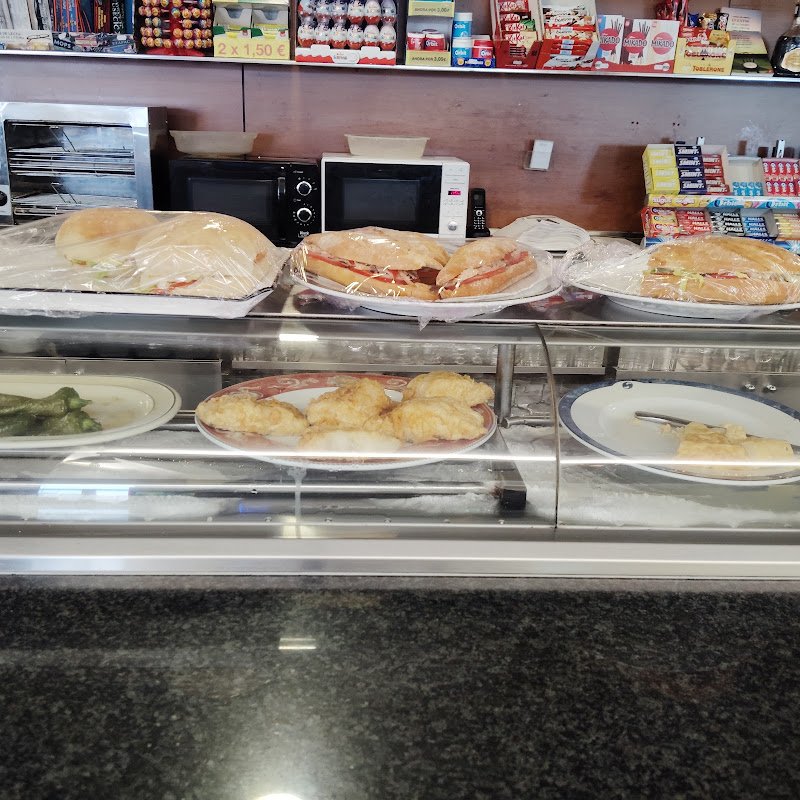 Gasolinera hotel restaurante - ()