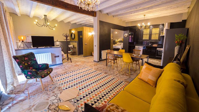 Groc Rooms - ()