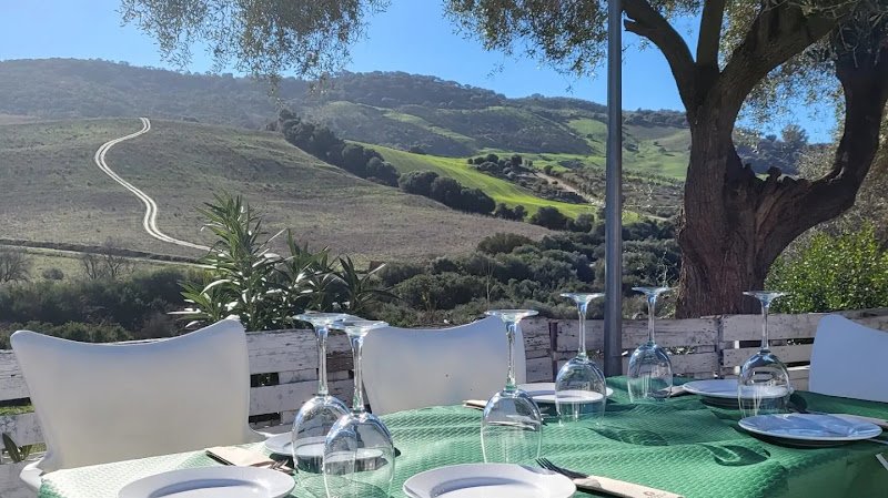Grupo el duende A&GFinca el acebuchal - ()