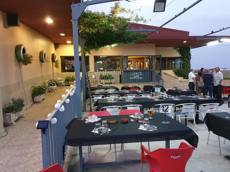 Hostal-Restaurante Cataluña y Aragón - ()