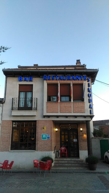 Hostal y Restaurante Sinodal - ()