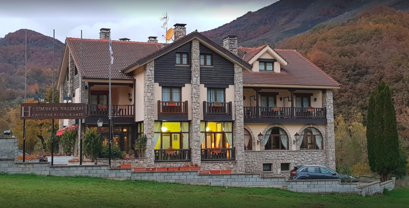 Hotel Cumbres Valdeón - ()