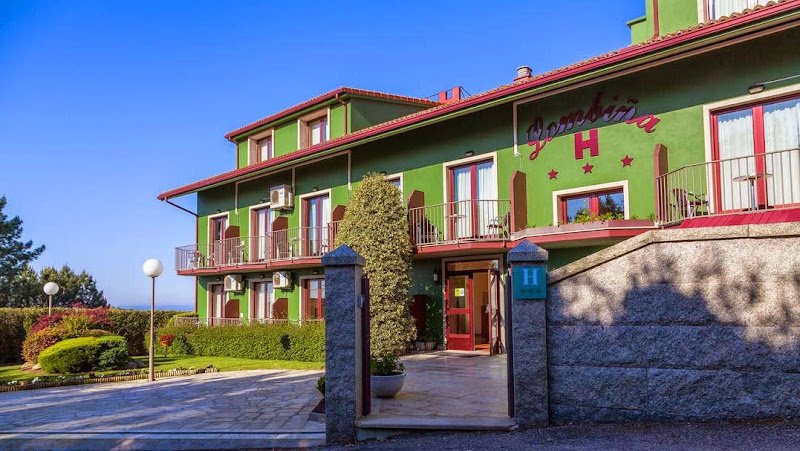 Hotel Lombiña - ()