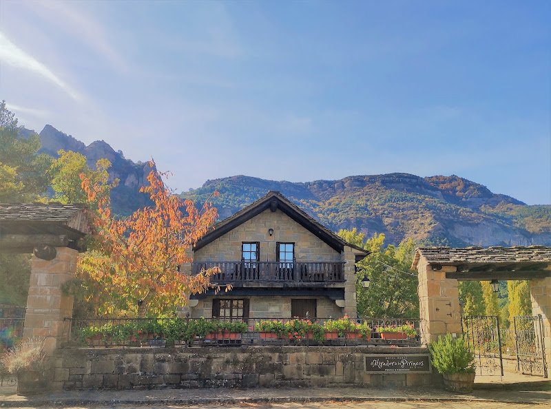 Hotel Rural El Mirador de los Pirineos - ()