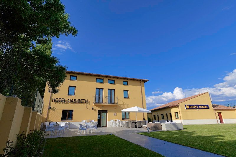 Hotel Rural Oasibeth - ()