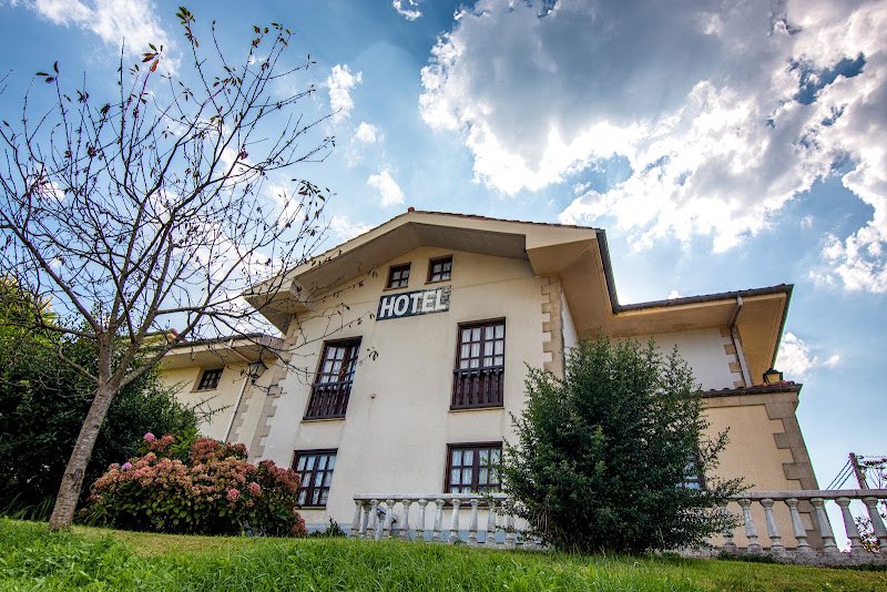 Hotel Salldemar - ()
