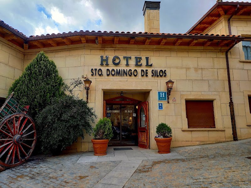 Hotel Santo Domingo De Silos - ()