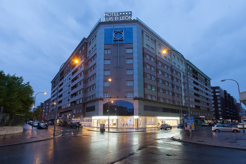 Hotel Silken Luis de León - ()