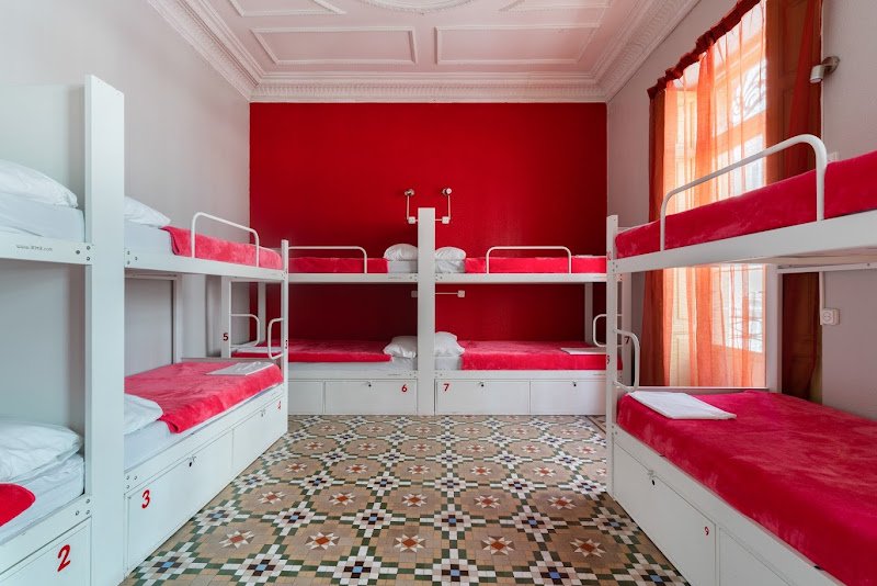 Red Nest Hostel Valencia - ()