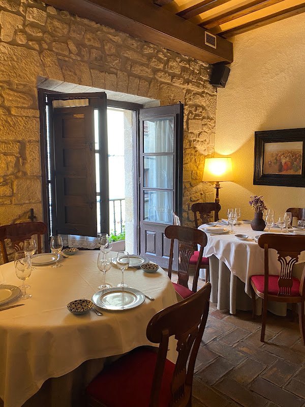 Restaurante Mayor de Migueloa · Carnes y Pescados a la Brasa - ()